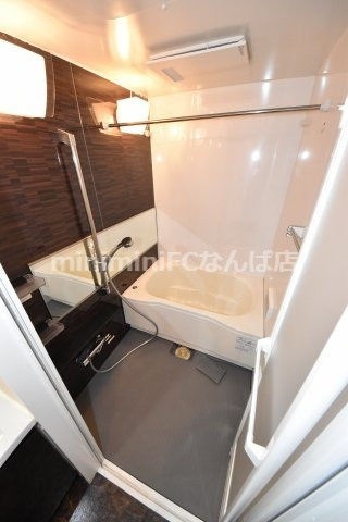 アビエール松屋町の浴室