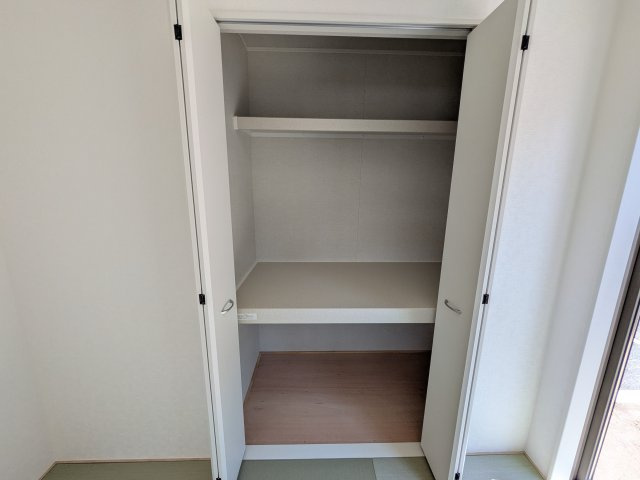 茨城町長岡　第4　新築戸建て　1号棟の収納