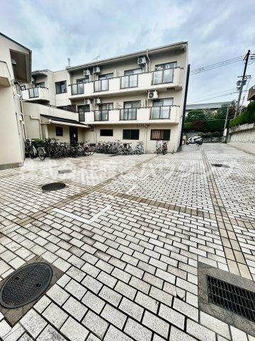 COCORO吹田の駐車場