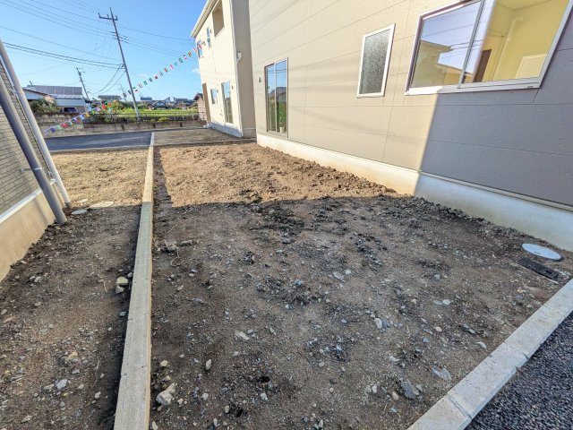 那珂市瓜連　第14　新築戸建て　3号棟の庭|日当たりや広さを現地で体感してください。理想のガーデニングや家庭菜園を始めてみませんか。