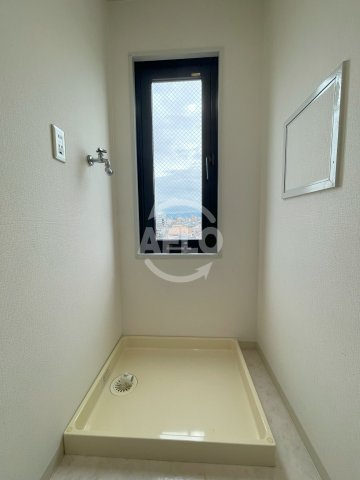 ダグラス鷹合の洗面所|ダグラス鷹合　洗濯機置き場