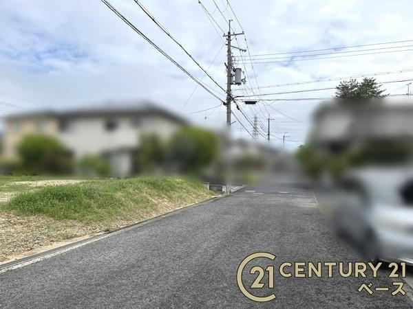 リーブルガーデンみささぎ台 ２号棟 ／新築一戸建の前面道路含む現地写真|■現地撮影写真■前面道路も広くお車の運転も安心！