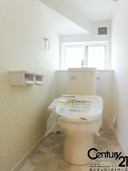 ファーストタウン指柳町 ／新築一戸建の内観：施工例|■ウォシュレット完備！トルネード洗浄・フチなし形状でお手入れも楽々ですね！