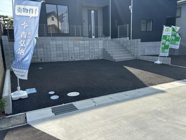 安城市二本木新町第3　全2棟・2号棟の駐車場|３台駐車できます