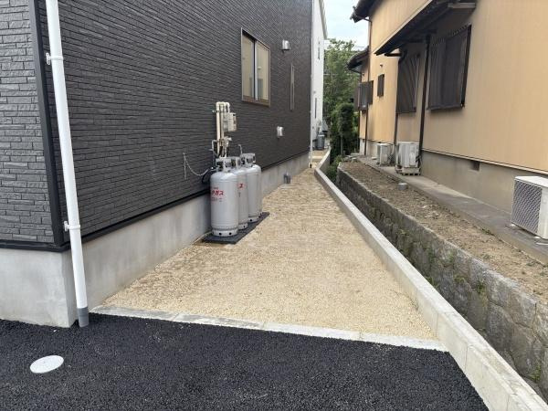 岡崎市国正町第1　全4棟・4号棟の庭|草花で飾れるお庭。
