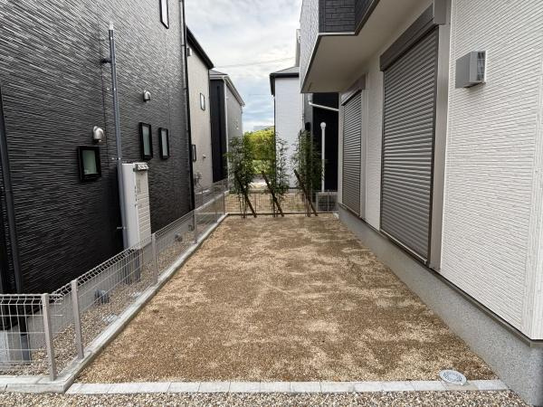 碧南入船町7丁目　全13棟・13号棟の庭|ウッドデッキやBBQ。想像が膨らむお庭