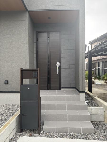 豊田市新町　全2棟・2号棟の玄関|訪れる人を心地よく迎え入れます。