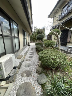 【庭】 | 滝山セキスイハウスの軽量鉄骨中古住宅 | お庭