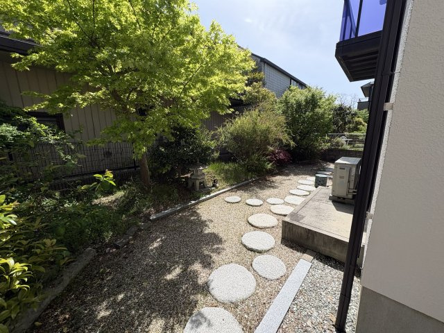 鹿の子台北町：戸建ての庭