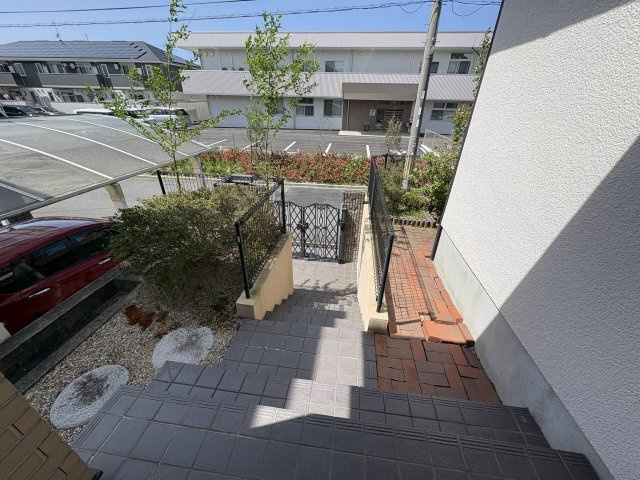 鹿の子台北町：戸建ての庭
