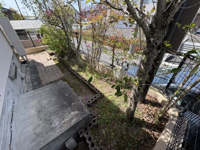 鹿の子台北町：戸建ての庭
