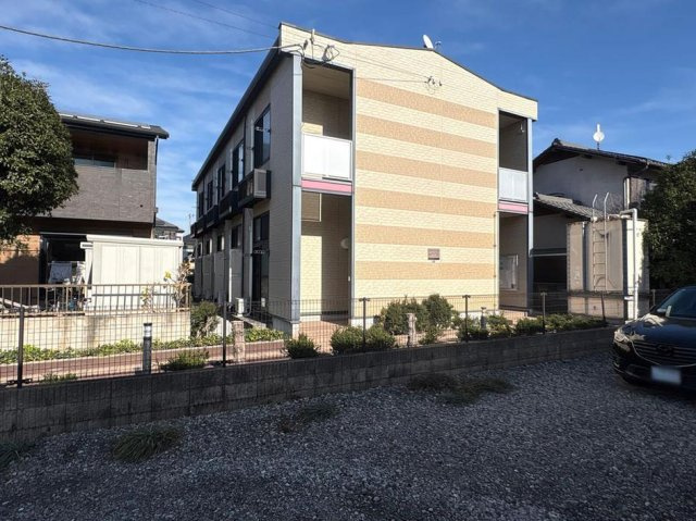 レオパレスボヌールの外観