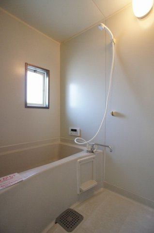 サンシャイン山野辺Ｂの浴室
