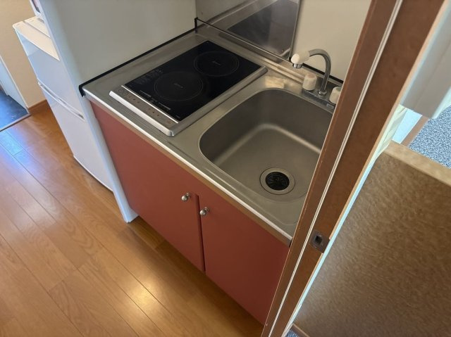 レオパレス柚のキッチン|使いやすいキッチンです