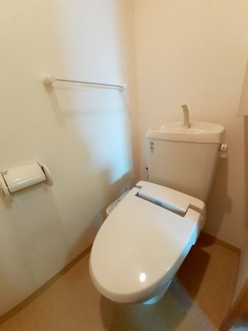 オネスティーユー　セレノのトイレ|落ち着いたトイレです