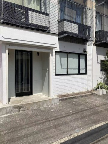 レスポワール新狭山の駐車場|車をお持ちの方に嬉しい駐車場付きの物件です
