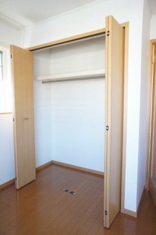 ペニーレインの収納|たっぷりとした収納スペースです
