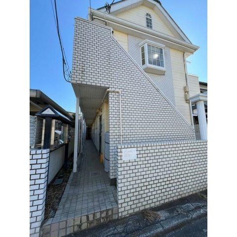鶴ヶ島市大字下新田のアパートの外観|おしゃれな外観です