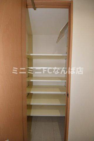 ベルファース大阪新町の玄関