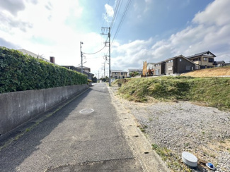 【前面道路含む現地写真】 | 市原市西広　売地60坪　JR外房線【五井駅】