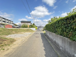 【前面道路含む現地写真】 | 市原市西広　売地60坪　JR外房線【五井駅】