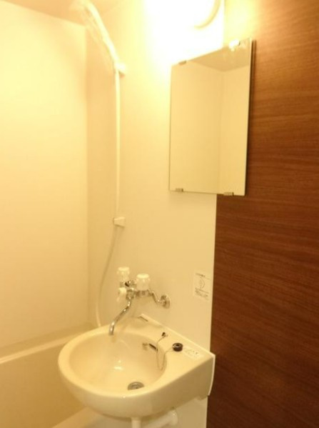 リバーサイド滝頭Ｂ棟の洗面所