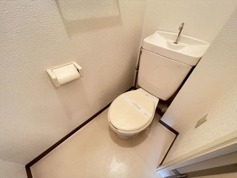 ノーブルクレインのトイレ|コンパクトで使いやすいトイレです