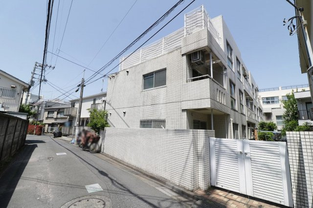 【外観】 | ビラ大泉学園　(保谷店) | 「大泉学園」駅前には「グランエミオ大泉学園」や「ゆめりあフェンテ」などの商業施設がありお買い物便利。