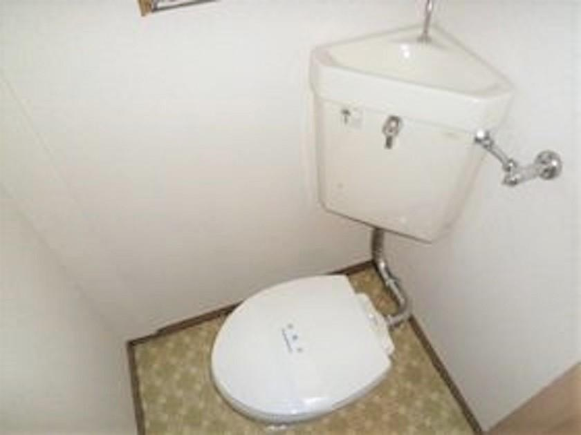 サンシティ宮原のトイレ|ゆったりとした空間のトイレです