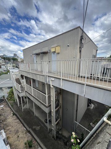 大倉山ハイツC棟