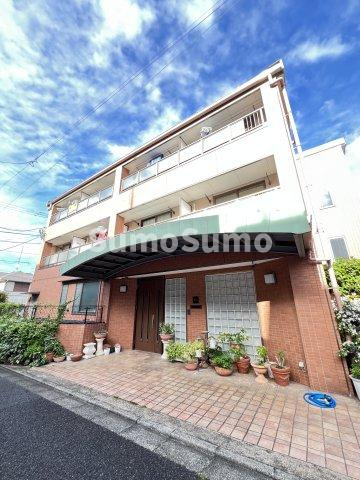 カサ・デ・グロリアの外観|外観は落ち着いています