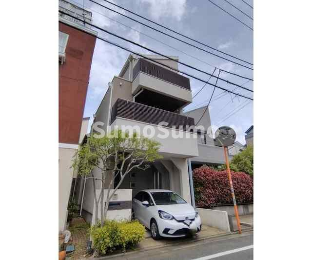 世田谷区上馬４丁目戸建ての外観|落ち着いた雰囲気の外観です