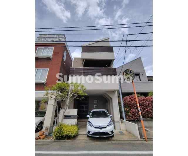 世田谷区上馬４丁目戸建ての外観|落ち着いた雰囲気の外観です