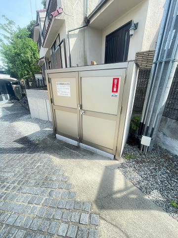 Rea-Granz宝塚千種の外観