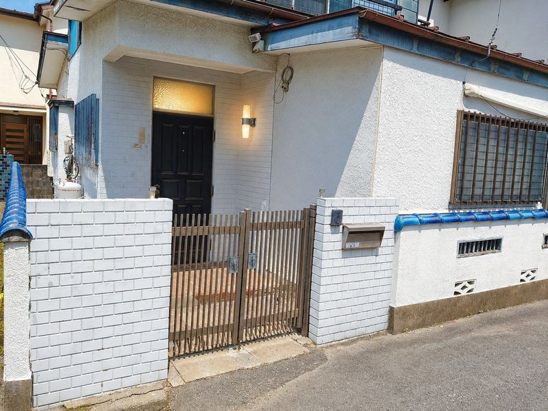 東京都立川市一番町　角地の前面道路含む現地写真