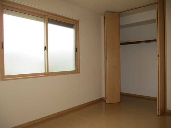 【洋室】 | Carinopensee