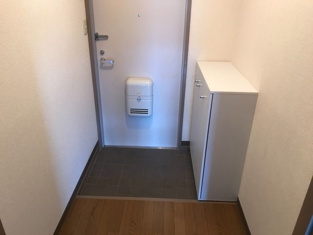 【玄関】 | ユーカリハイツ