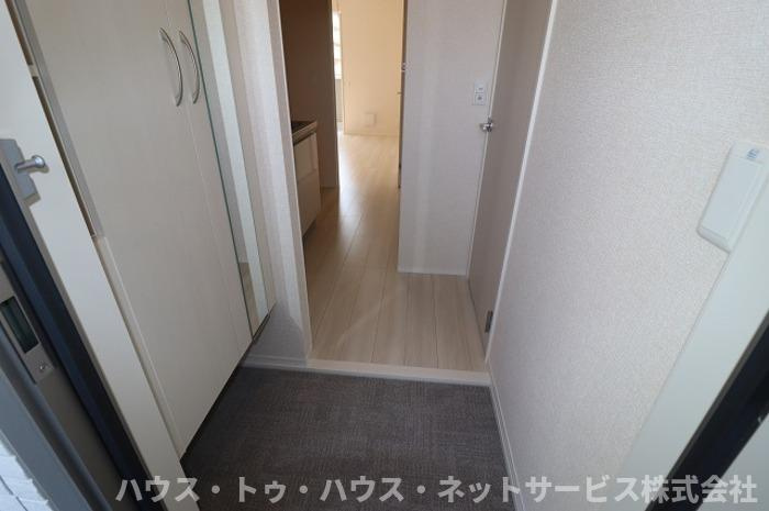 Confort uの玄関