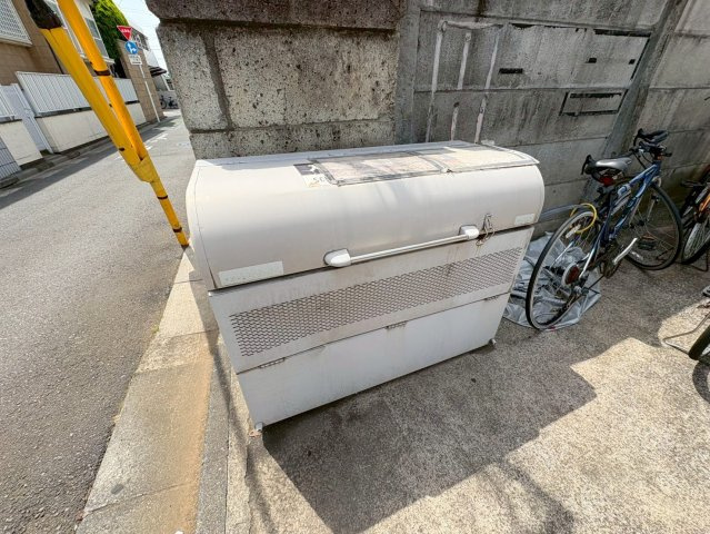 シティハイム　ブラドリーのその他共用部分|★敷地内ゴミストッカー★