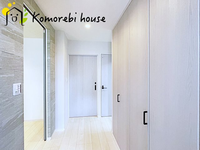 北足立郡伊奈町小室　中古戸建の玄関|26.5.7　撮影済み