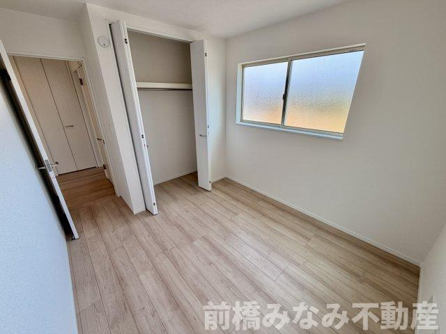 【新築】高崎市並榎町　限定１棟　ハートフルタウン　新築建売の洋室|スタンダードな洋室です