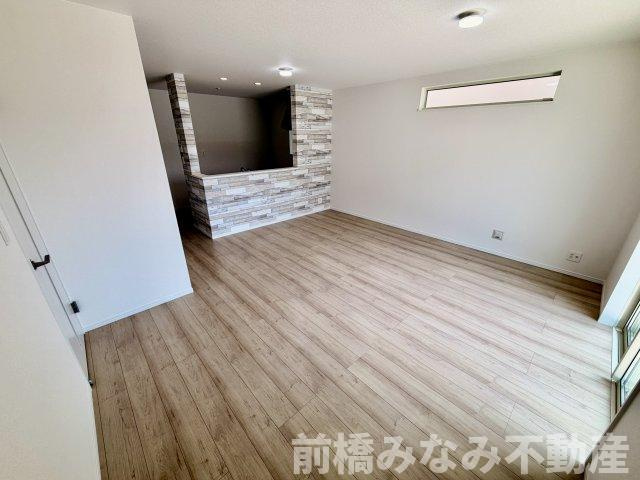 【新築】高崎市並榎町　限定１棟　ハートフルタウン　新築建売の居間・リビング|リビングです