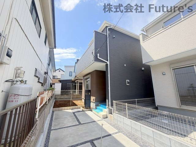 三郷市早稲田5丁目　新築戸建　全2棟　2号棟の外観|丹後小学校・早稲田中学校エリア