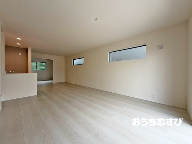 春日井市柏井町7丁目(全4棟)の居間・リビング