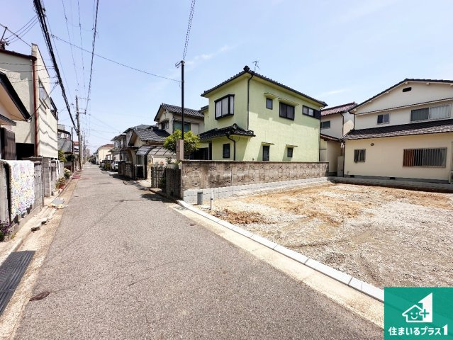 明石市藤が丘　第4期　新築一戸建ての前面道路含む現地写真|周辺は落ち着いた街並みの住宅地！子育てがしやすい住環境です！まだ未完成ですが、現地でしかわからない事もございます。是非一度ご覧ください。
