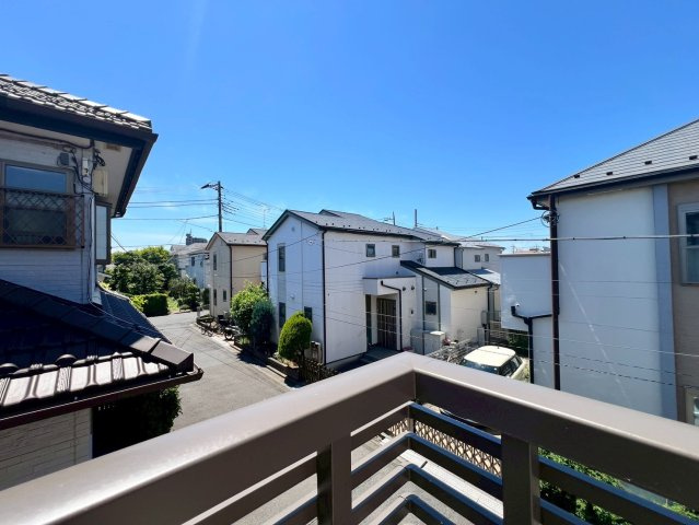 【その他】 | 練馬区下石神井２丁目　中古戸建て | 開放感のある景色が広がり、日々の暮らしに癒しを与える眺望です