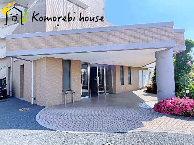 エステ・スクエア大宮東のエントランス|清潔なエントランスです