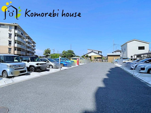 エステ・スクエア大宮東の駐車場|駐車場に車を止められます