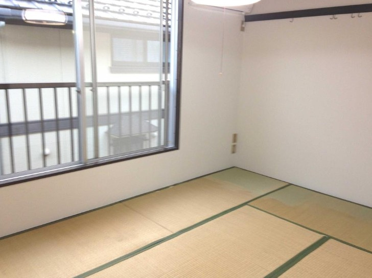 メゾン翼の和室