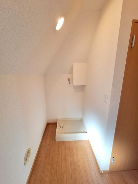 メゾンドゥパピヨンの洗面所|★室内洗濯機置き場★